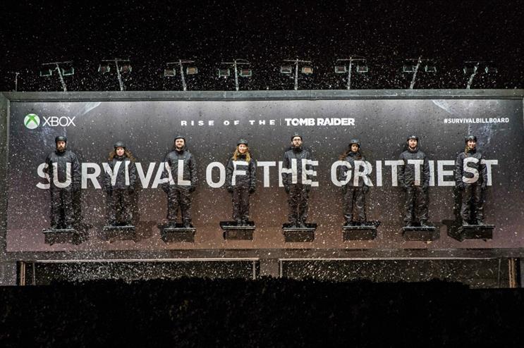 Eight contestants will mount the billboard for 24 hours