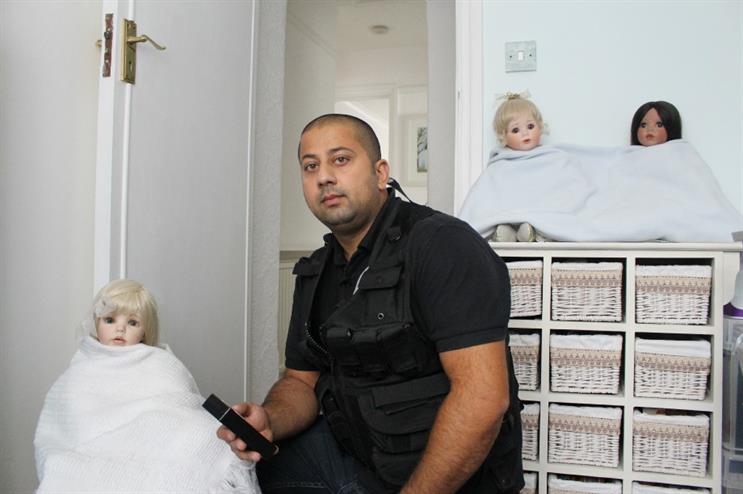 The Ghostfinder Paranormal Society will certify houses as 'ghost-free'