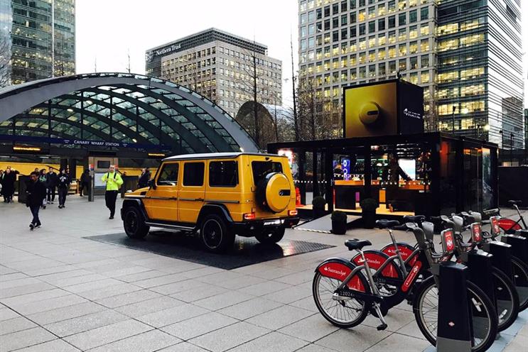 Mercedes-Benz cars rev up for tour of London