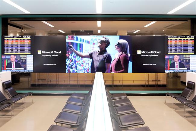 Bloomberg Hub: Microsoft will advertise its Cloud system on the London City Airport installation