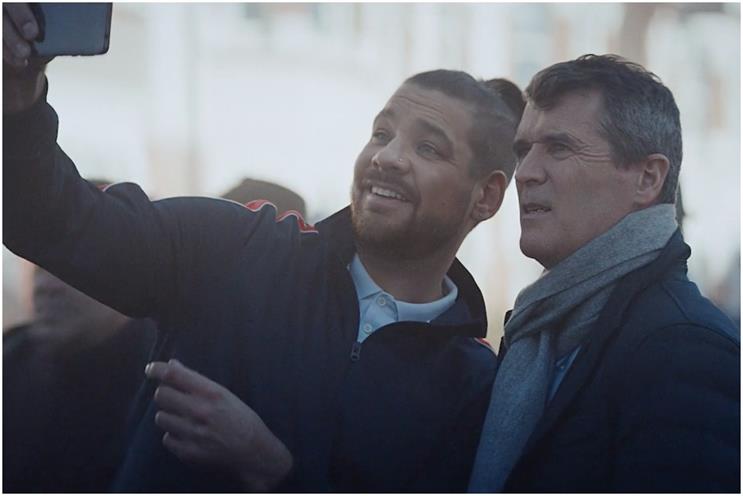 Sky Bet: Roy Keane (right) dismisses a selfie seeker 