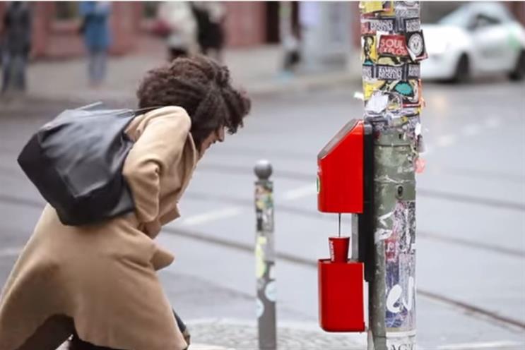 Nescafe: 'connecting' people in Berlin
