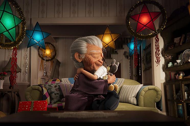 Disney tells heart-warming story about family traditions in Christmas campaign