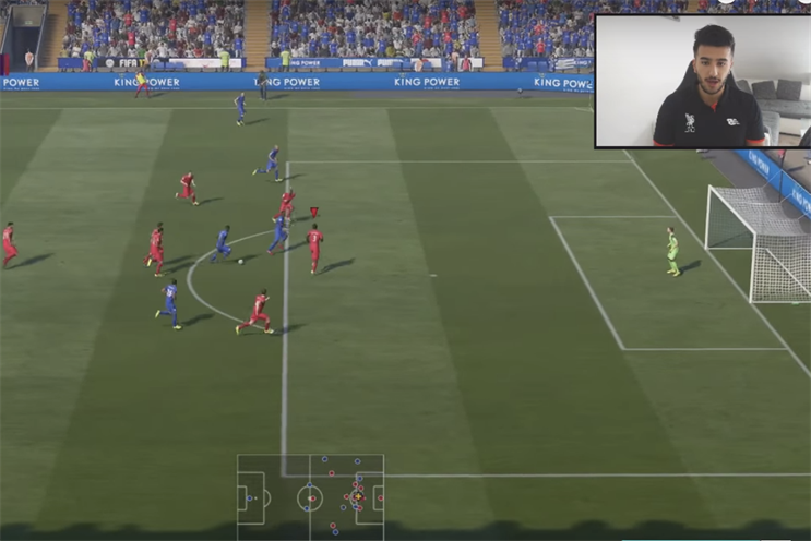 Cani's Fifa Career mode videos bring him almost 1 million views per month. 