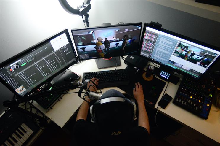 Tim Macrae is a professional gamer who broadcasts live each night via Twitch. (Photo credit: Getty Images).