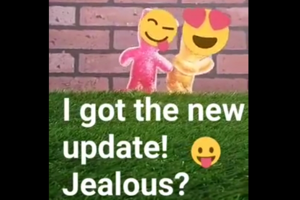How 3 brands quickly jumped on Snapchat's new emoji video feature