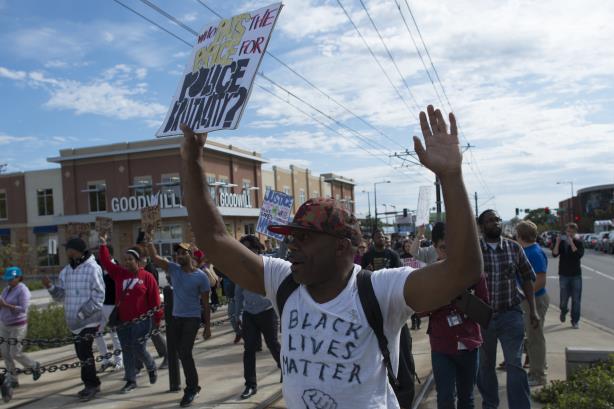 Experts: Black Lives Matter's decentralized structure is holding it back