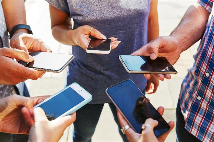 Coronavirus sparks huge jump in social media use, study finds