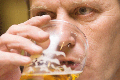 Drinking binges should be avoided (Photograph: Istock)
