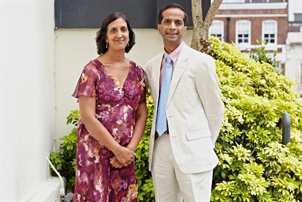 Dr Arun Aggarwal (right) with Dr Rita Aggarwal
