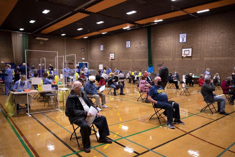 GPled sites deliver jabs to 10m people in one month as UK hits 15m