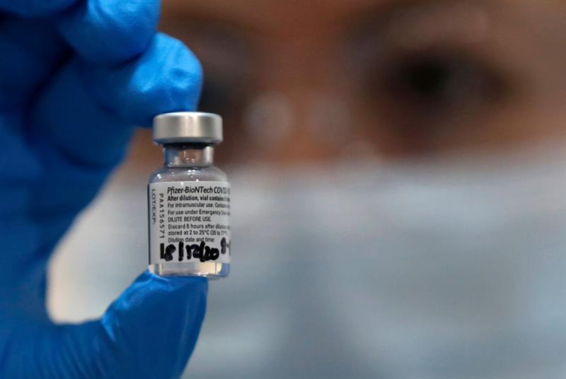 COVID-19 vaccine (Photo: Frank Augstein/Pool/Getty Images)