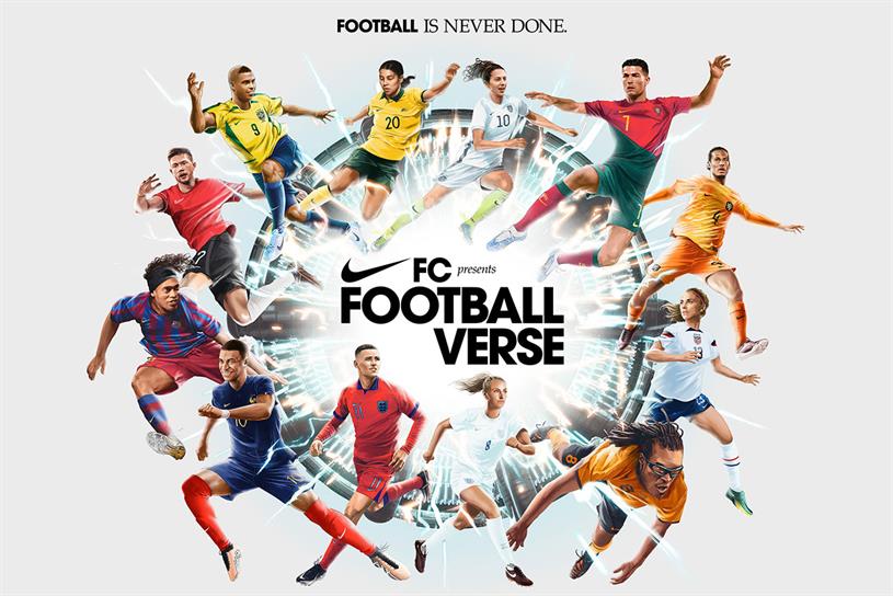 espejo desmayarse Facilitar Nike's World Cup ad brings together footballers past, present and future