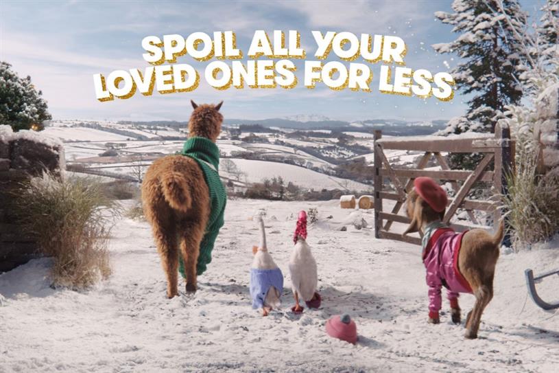 Farm animals look fabulous in TK Maxx festive ad