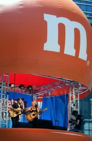 M&Ms Pretzel launches with American Idol event | PR Week