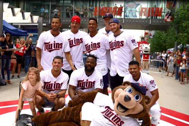 Taking it to the streets: Minnesota Twins players enjoy Wiffle ball game  with fans