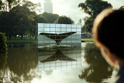 Samsung 'a new dimension in TV' by CHI & Partners