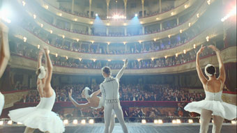 Haagen-Dazs 'melt together' by TBWA\London