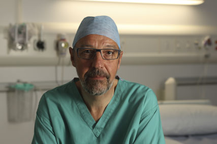 Cancer Research UK 'giving news' by AMV BBDO