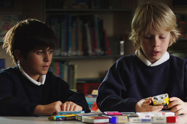 Cancer Research UK 'plain packaging' by AMV BBDO