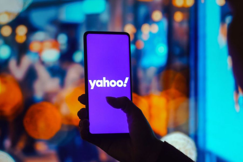 Smart phone displaying Yahoo! logo
