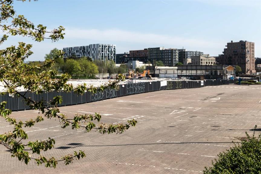Site of the now demolished Central Retail Park - image: Peter-McDermott / geograph (CC BY-SA 2.0)
