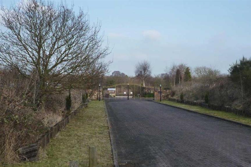 200-002-916 (Image Credit: North West Leicestershire DC)