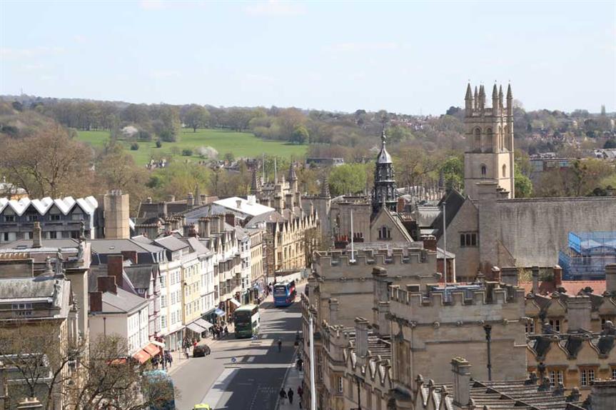 Oxford (X70tjw via Flcikr CC BY-SA 2.0)