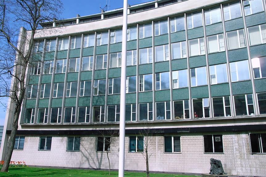 Lewisham Council offices by Steve Cadman (CC BY-SA 2.0)