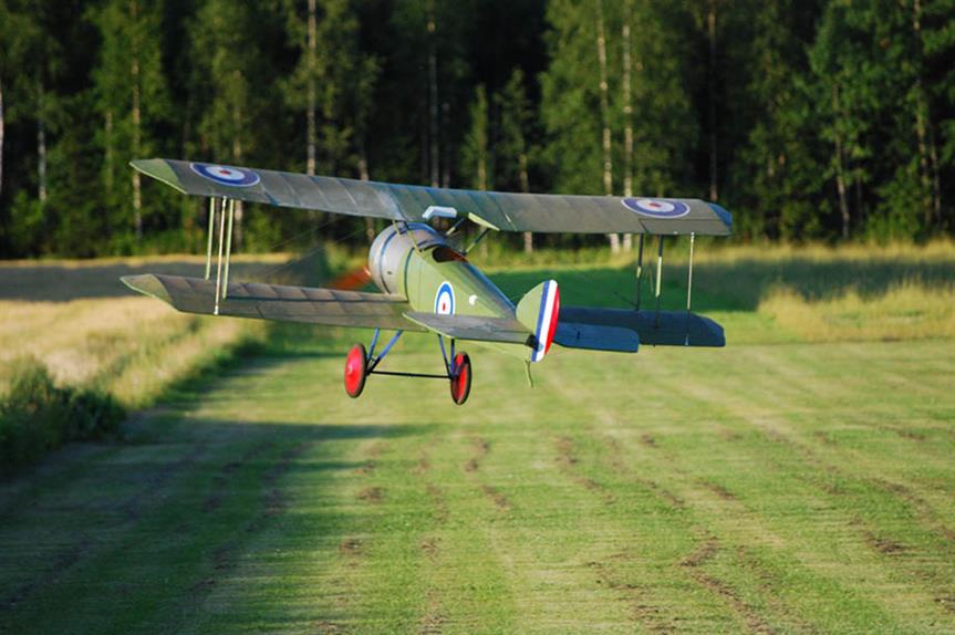 Model aircraft: High Court bid to overturn council's decision to issue lawful use certificate (picture by: Dave_S, Flickr)