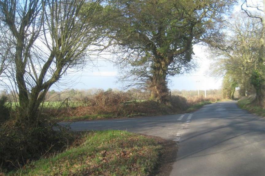 Pale Lane, Fleet (pic: SU7854, Geograph)