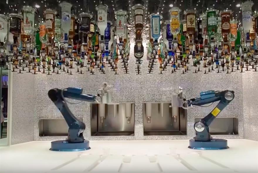 dna loundh robot bartender