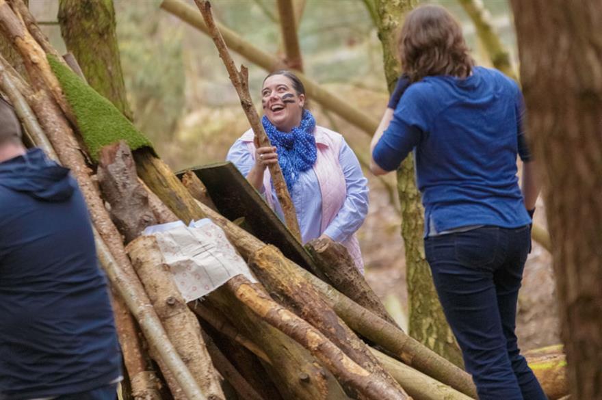 Center Parcs launches den building activity for corporate groups