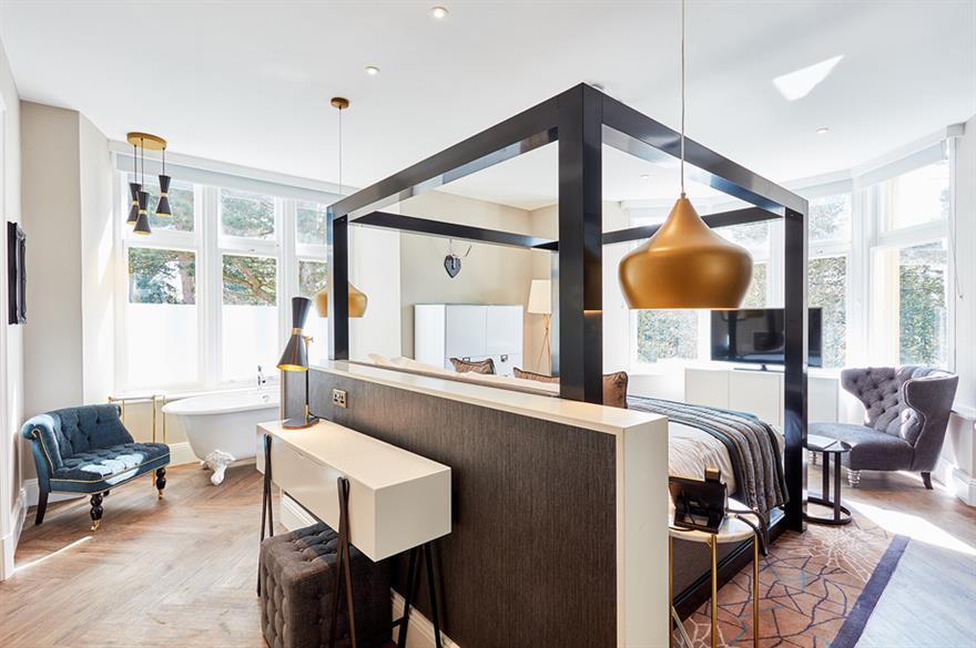 Room at Oddfellows
