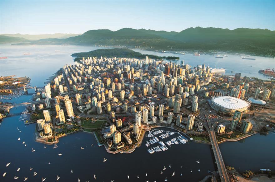 Vancouver, Canada (© Albert Normandin)