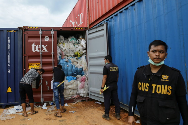 The developing world is increasingly opposed to receiving exports of waste from rich countries. Photograph: Getty Images / ANDARU