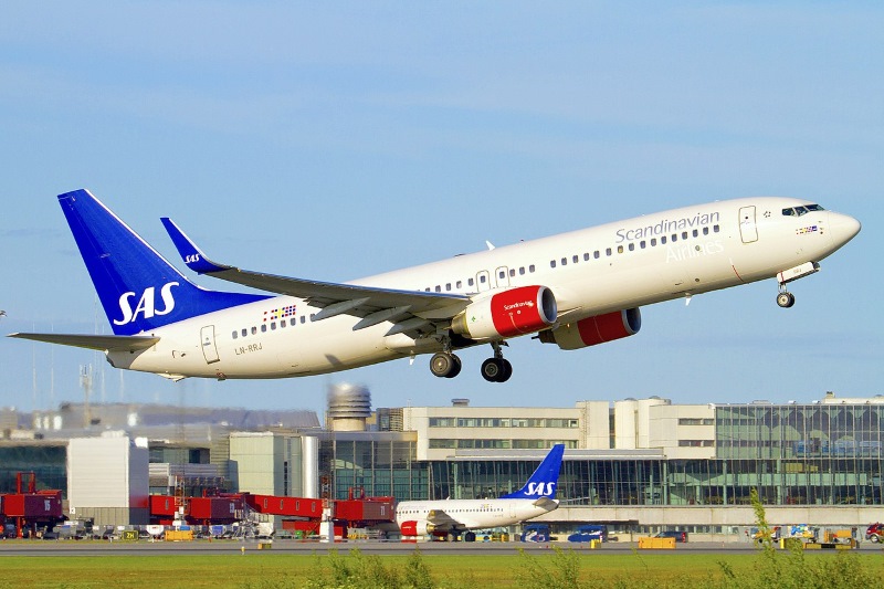 An aircraft takes off from Stockholm's Arlanda Airport. Photograph: Brorsso/Wikimedia Commons