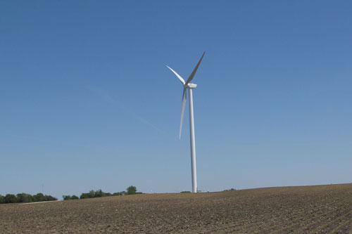 A Goldwind 2.5MW turbine at Shady Oaks, Illinois