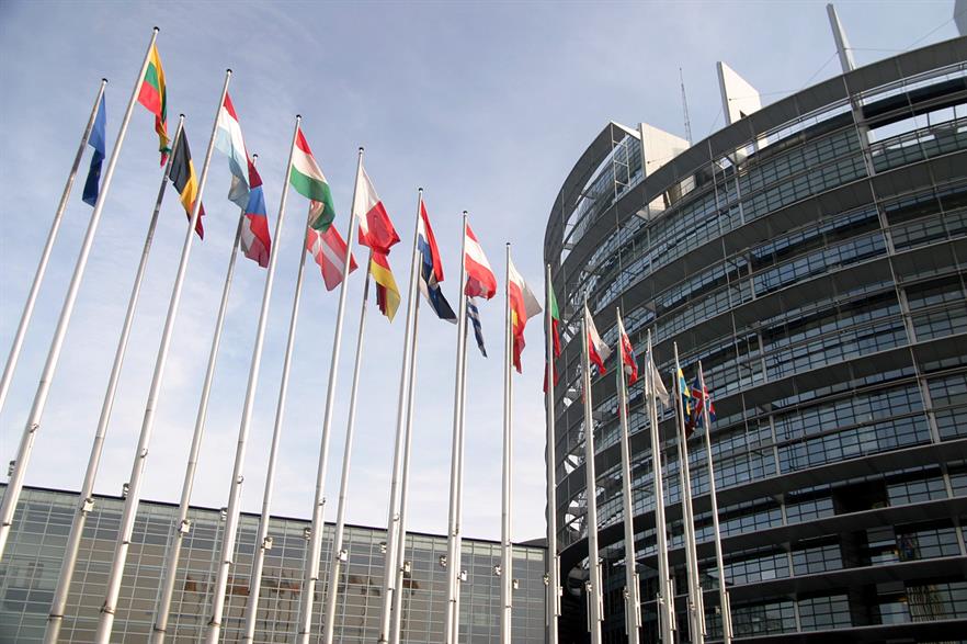The European Parliament's energy committee has approved plans to phase out priority dispatch for wind projects (pic: Rama / Wiki Commons)