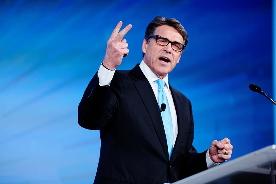 As Texas Governor, Rick Perry oversaw massive wind expansion, but still relied on fossil fuels
