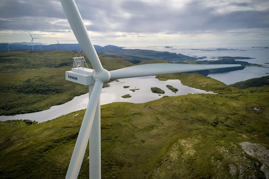 Vestas announced large orders in North and South America and Europe in late 2021