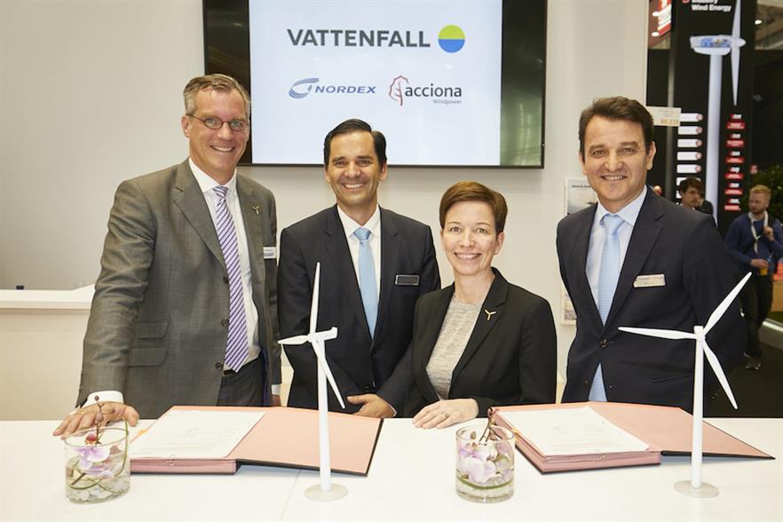 Nordex and Vattenfall signed the turbine purchase agreement at the Global Wind Summit in Hamburg