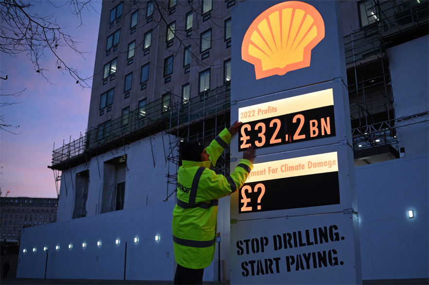 ‘Legal first’ as Shell board sued for failure to divest from fossil fuels Windpower Monthly