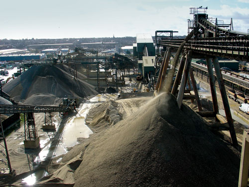 Greenwhich Wharf: marine sand and gravel can supply vast quantities of aggregates over short time scales (Image credit: BMAPA)