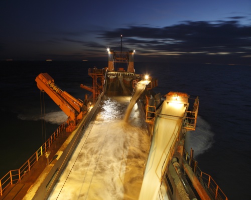 Area of seabed dredged annually dropped by almost 130km2 in almost 15 years. Picture: MPA