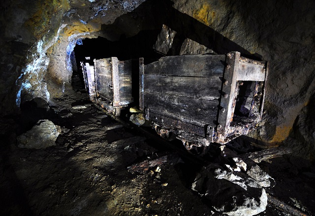 An old mine (photograph: b3tarev3)