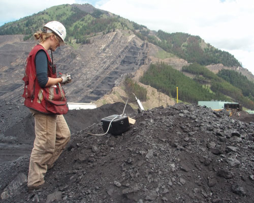 The Ash Probe is a hand-portable device which measures the ash content of conveyed coal. Credit: Bretby Gammatech