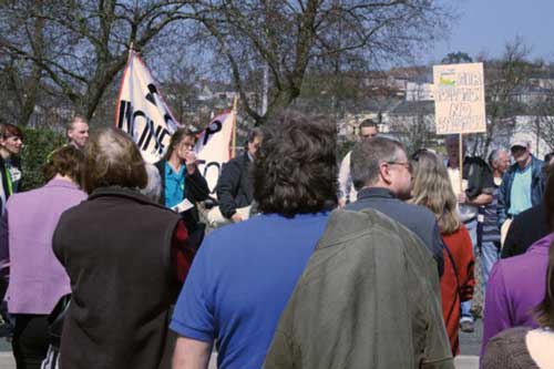 Public: should communities be viewed as a threat