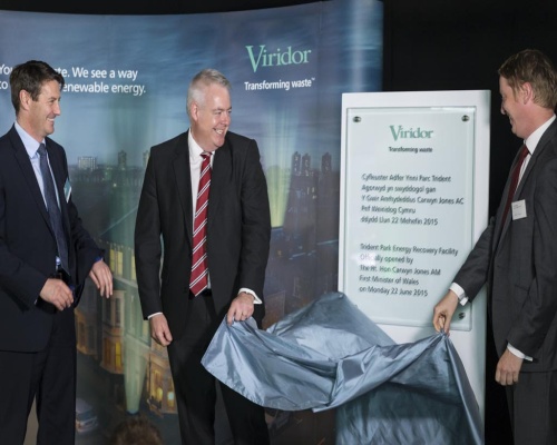 First minister Carwyn Jones (centre) officially opens the Cardiff plant. Picture: Viridor