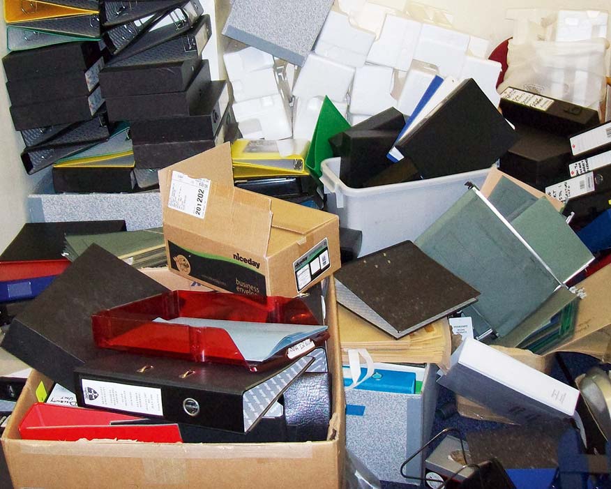 Office supplies: reuse can save procurement time (credit: WarpIT)